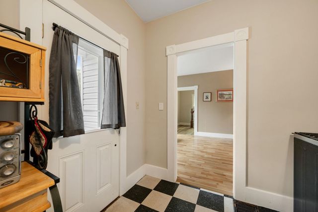 11 Summer Street, Barre Town, VT 05649