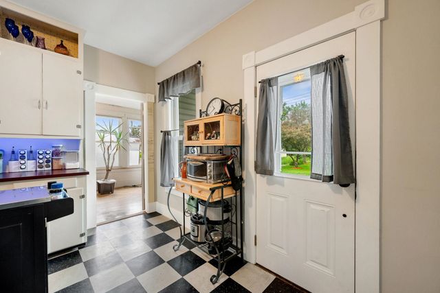 11 Summer Street, Barre Town, VT 05649