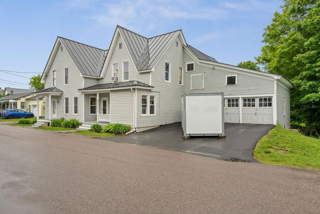 11 Summer Street, Barre Town, VT 05649