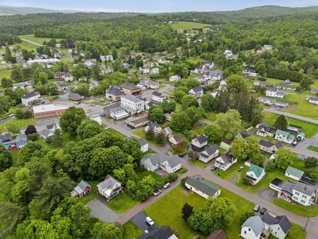 11 Summer Street, Barre Town, VT 05649