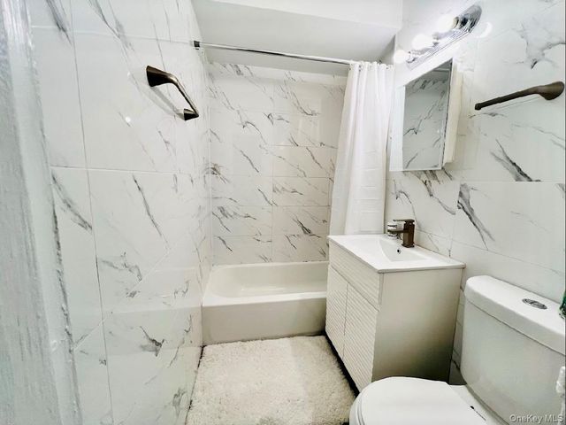 13317 Sanford Avenue 2J, Flushing, NY 11355