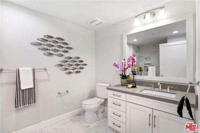 5015 Balboa Boulevard 103, Encino (los Angeles), CA 91316