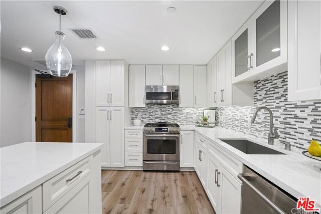 5015 Balboa Boulevard 103, Encino (los Angeles), CA 91316