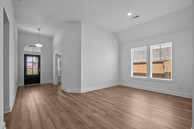 8546 Pier Cove Drive, Cypress, TX 77433