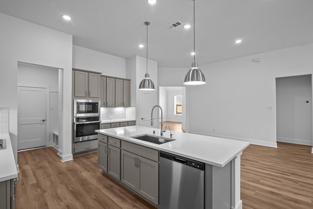 8546 Pier Cove Drive, Cypress, TX 77433