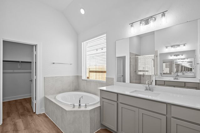 8546 Pier Cove Drive, Cypress, TX 77433