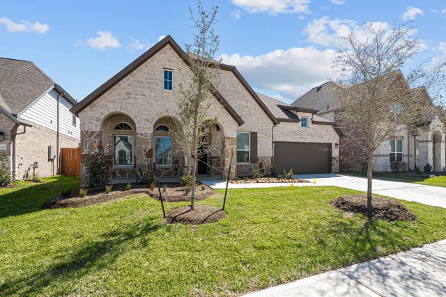 8546 Pier Cove Drive, Cypress, TX 77433