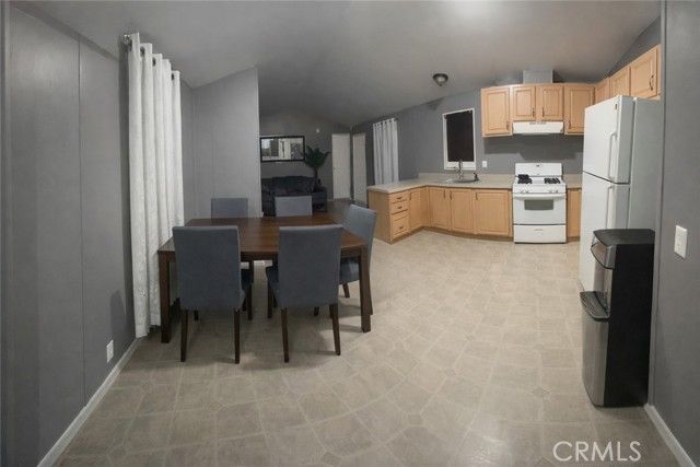 135 N Pepper 7, Rialto, CA 92376