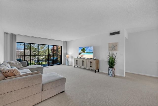 300 N Highway A1a 304h, Jupiter, FL 33477