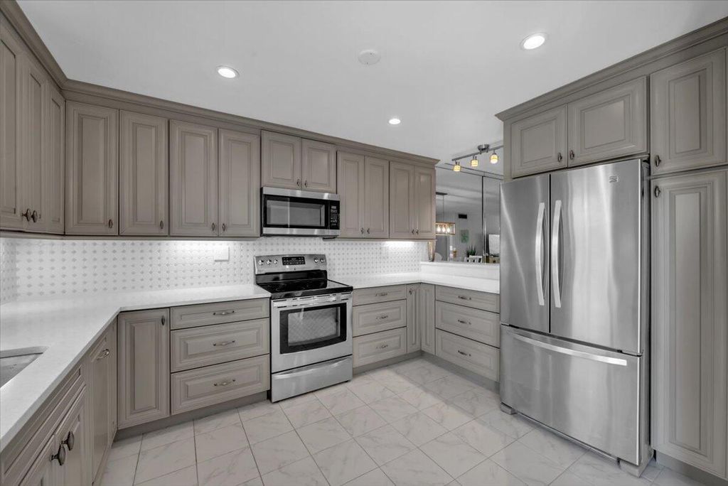 300 N Highway A1a 304h, Jupiter, FL 33477