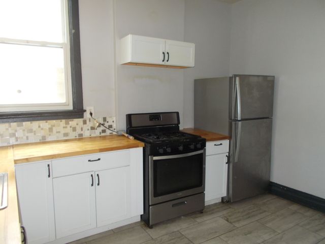 5715 S Sangamon Avenue 2, Chicago, IL 60621