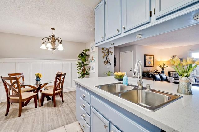 259 Capitol 163, San Jose, CA 95127