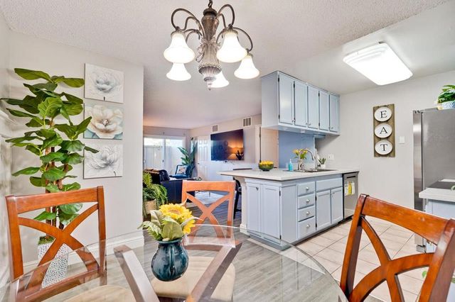 259 Capitol 163, San Jose, CA 95127