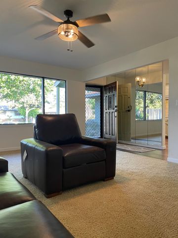 4717 N Bengston Avenue, Fresno, CA 93705