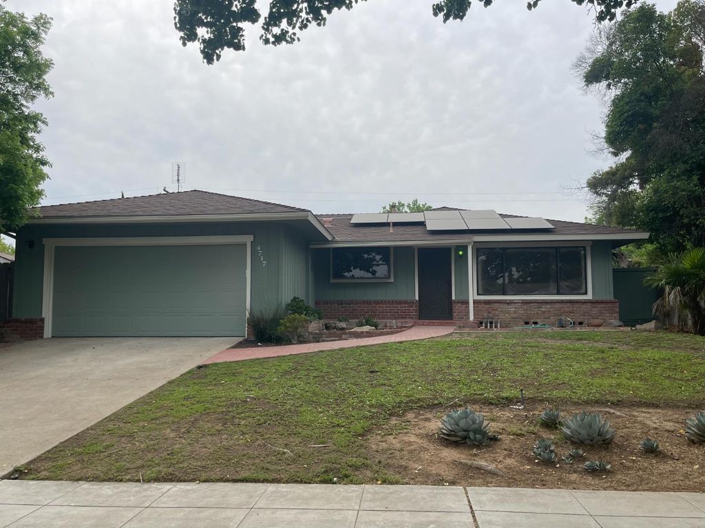 4717 N Bengston Avenue, Fresno, CA 93705