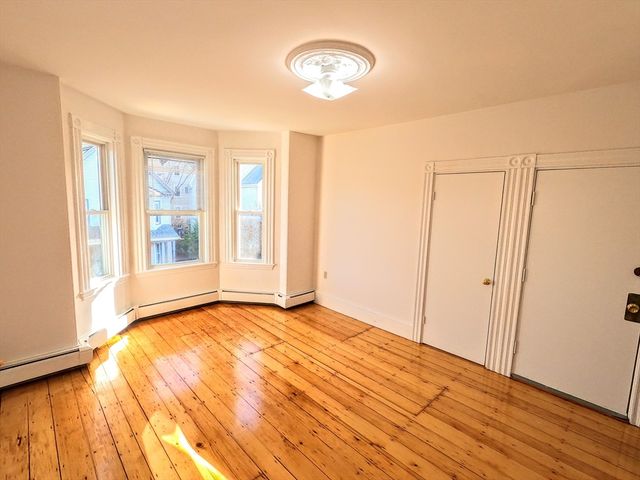 90 Wenham St. 3, Boston, MA 02130