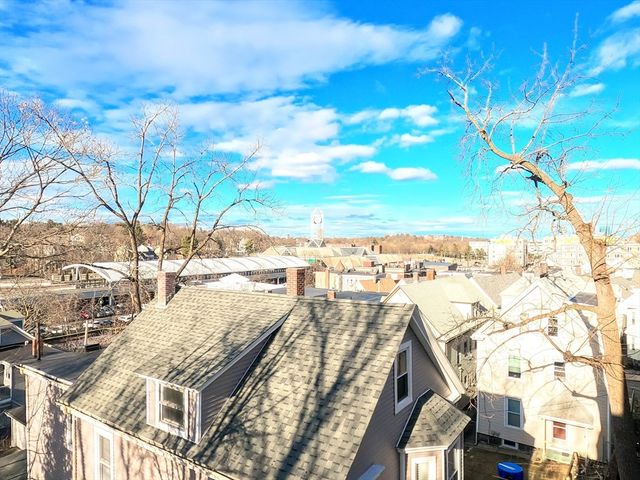 90 Wenham St. 3, Boston, MA 02130