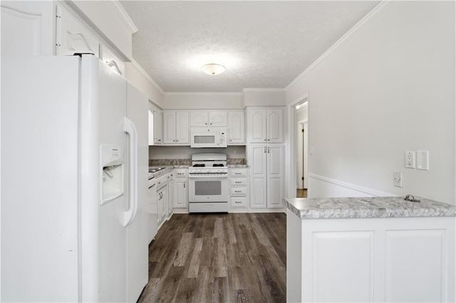 2795 Cottonwood Drive, Marietta, GA 30066