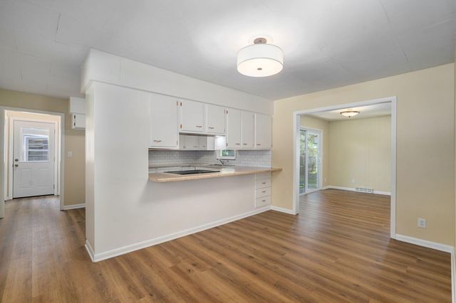 1309 E Bennett Street, Springfield, MO 65804