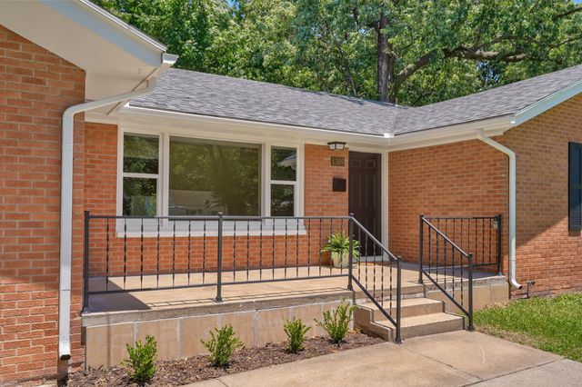 1309 E Bennett Street, Springfield, MO 65804