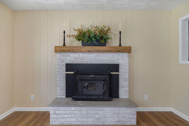 1309 E Bennett Street, Springfield, MO 65804