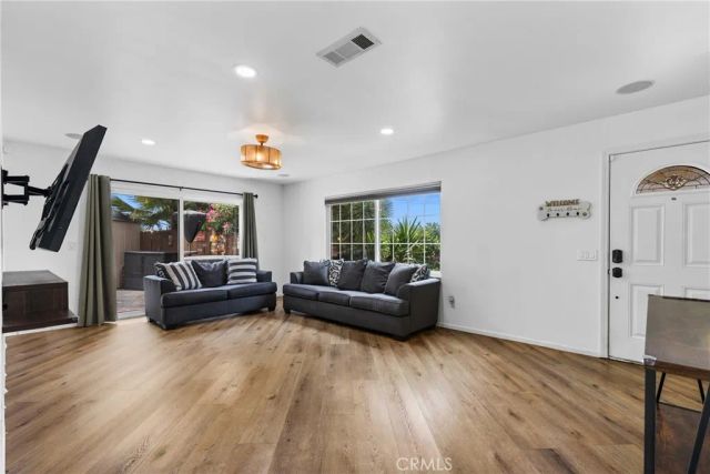 18846 Vicci Street, Canyon Country, CA 91351
