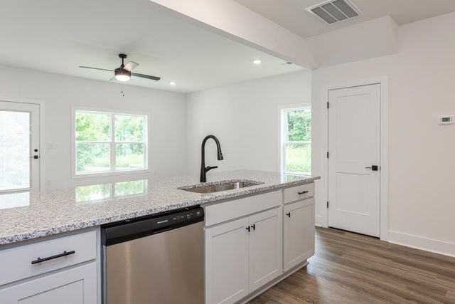 616 Farcroft Trail, Roebuck, SC 29376