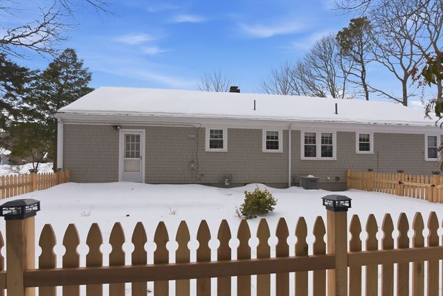 22 Johnson Lane, Yarmouth, MA 02673