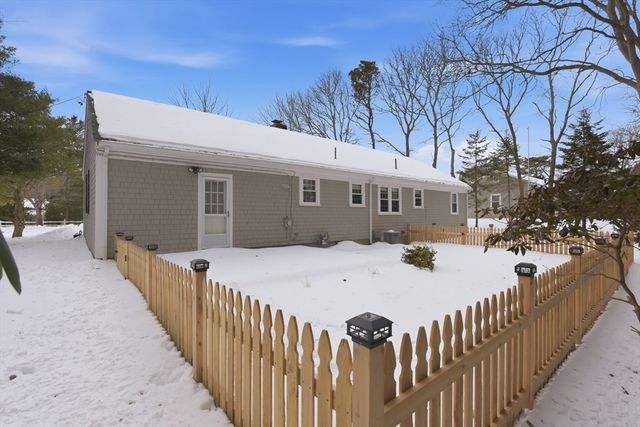 22 Johnson Lane, Yarmouth, MA 02673