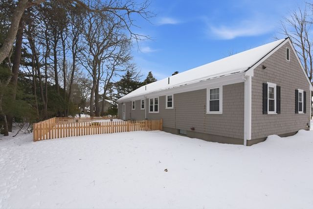 22 Johnson Lane, Yarmouth, MA 02673