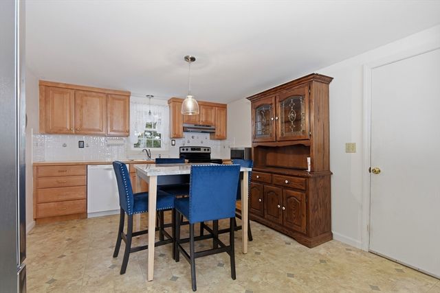 22 Johnson Lane, Yarmouth, MA 02673