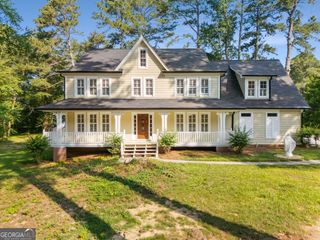 1235 Green Turf Drive, Snellville, GA 30078