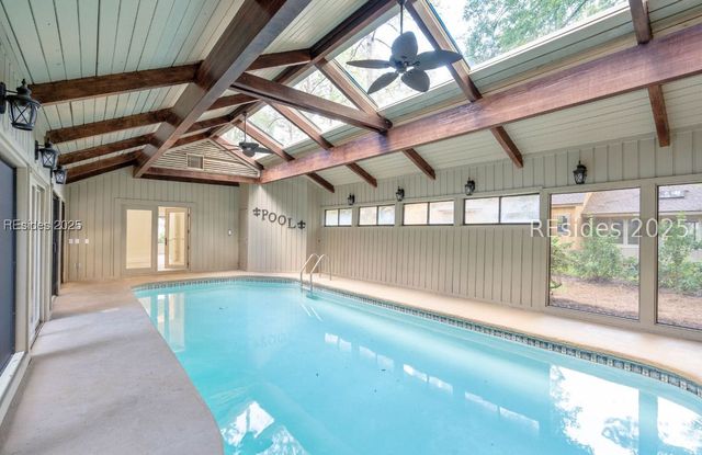 4 Brown Thrasher Rd, Hilton Head Island, SC 29926