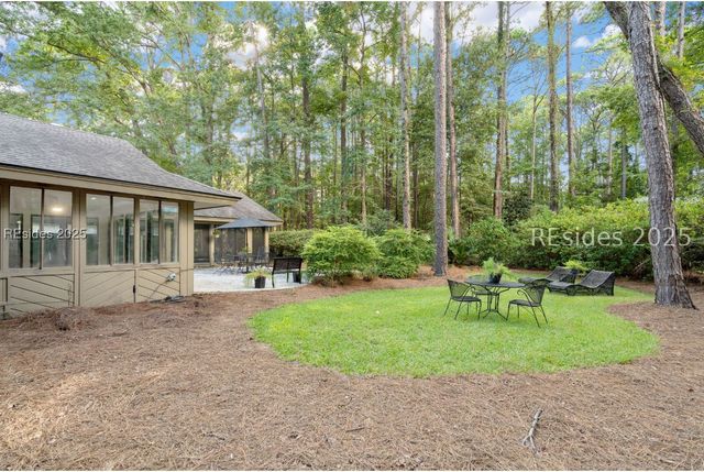 4 Brown Thrasher Rd, Hilton Head Island, SC 29926