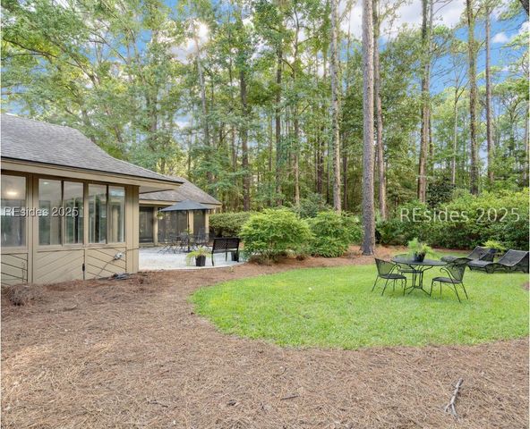 4 Brown Thrasher Rd, Hilton Head Island, SC 29926