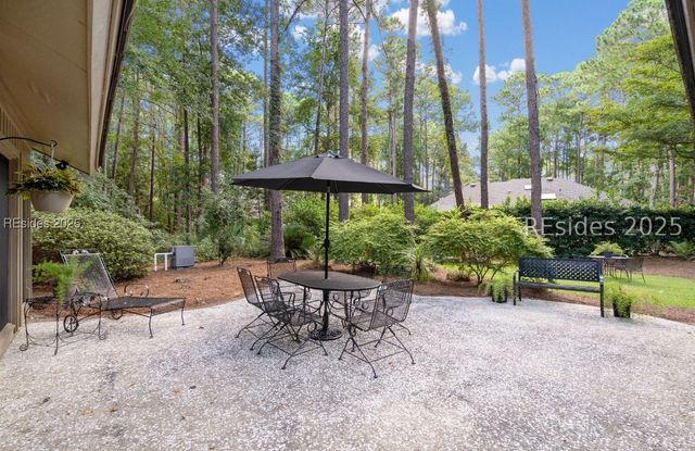 4 Brown Thrasher Rd, Hilton Head Island, SC 29926