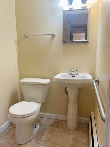 84 Hillis Terrace, Poughkeepsie, NY 12603