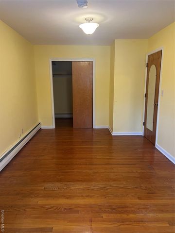 84 Hillis Terrace, Poughkeepsie, NY 12603