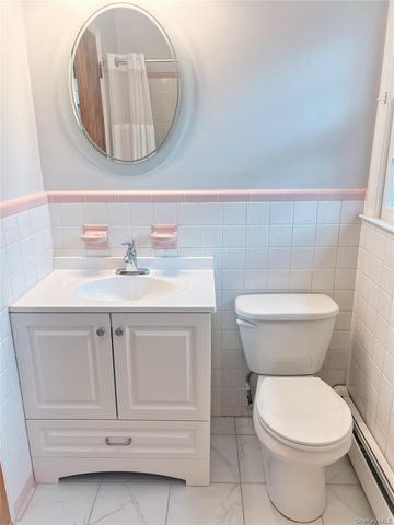 84 Hillis Terrace, Poughkeepsie, NY 12603