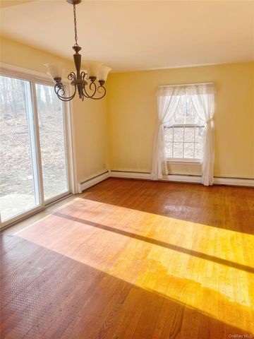 84 Hillis Terrace, Poughkeepsie, NY 12603