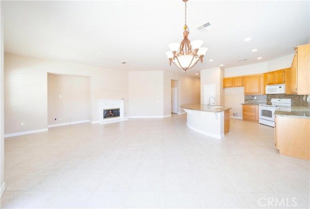 32375 Safflower, Winchester, CA 92596