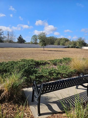 25118 LAMBRUSCO LOOP, Lutz, FL 33559