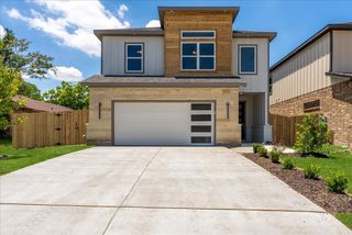 1903 Varsity Drive, Grand Prairie, TX 75051