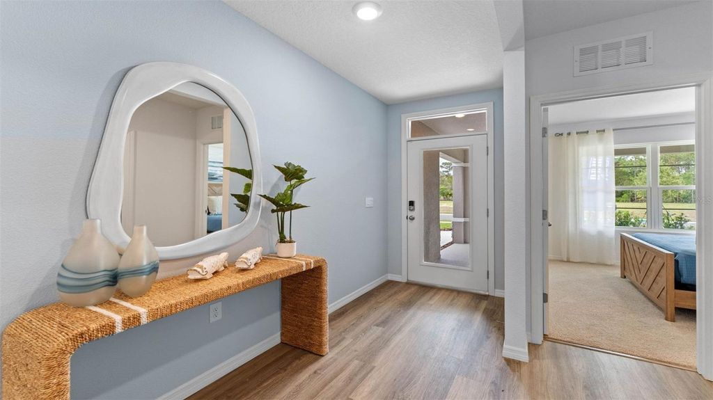 Image 2 of property listing at 4020 BRADBURY WAY, Sanford, FL 32773