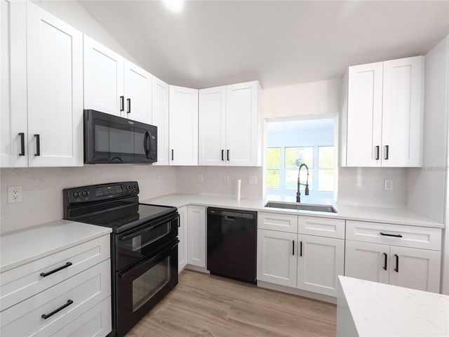 10711 LAKE HILL DRIVE, Clermont, FL 34711