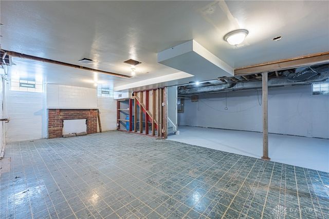 517 W Hudson Avenue, Dayton, OH 45406