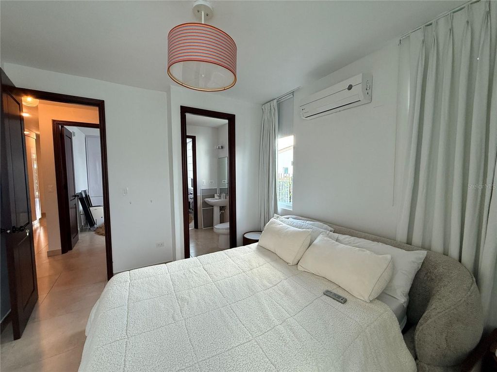 Image 14 of property listing at Alambra ALAMBRA STREET 76, Guaynabo, PR 00971