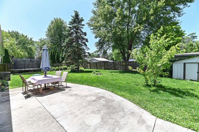 322 Woodlawn AVENUE, Burlington, WI 53105