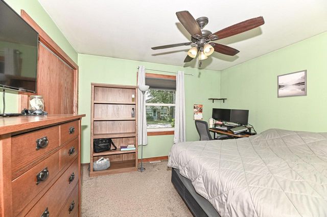 322 Woodlawn AVENUE, Burlington, WI 53105