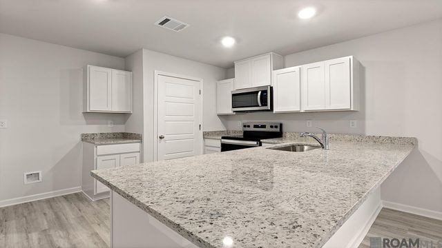 35543 Forest Manor Ave, Denham Springs, LA 70706